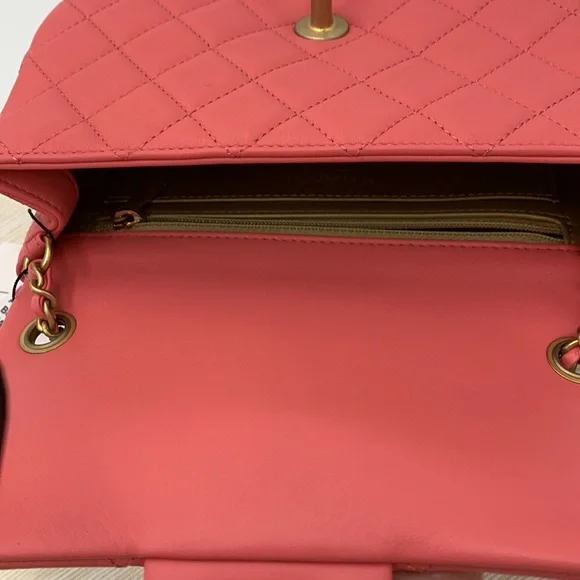 Chanel mini rectangular Pearl Crush. Lambskin bag - Picture 6 of 10